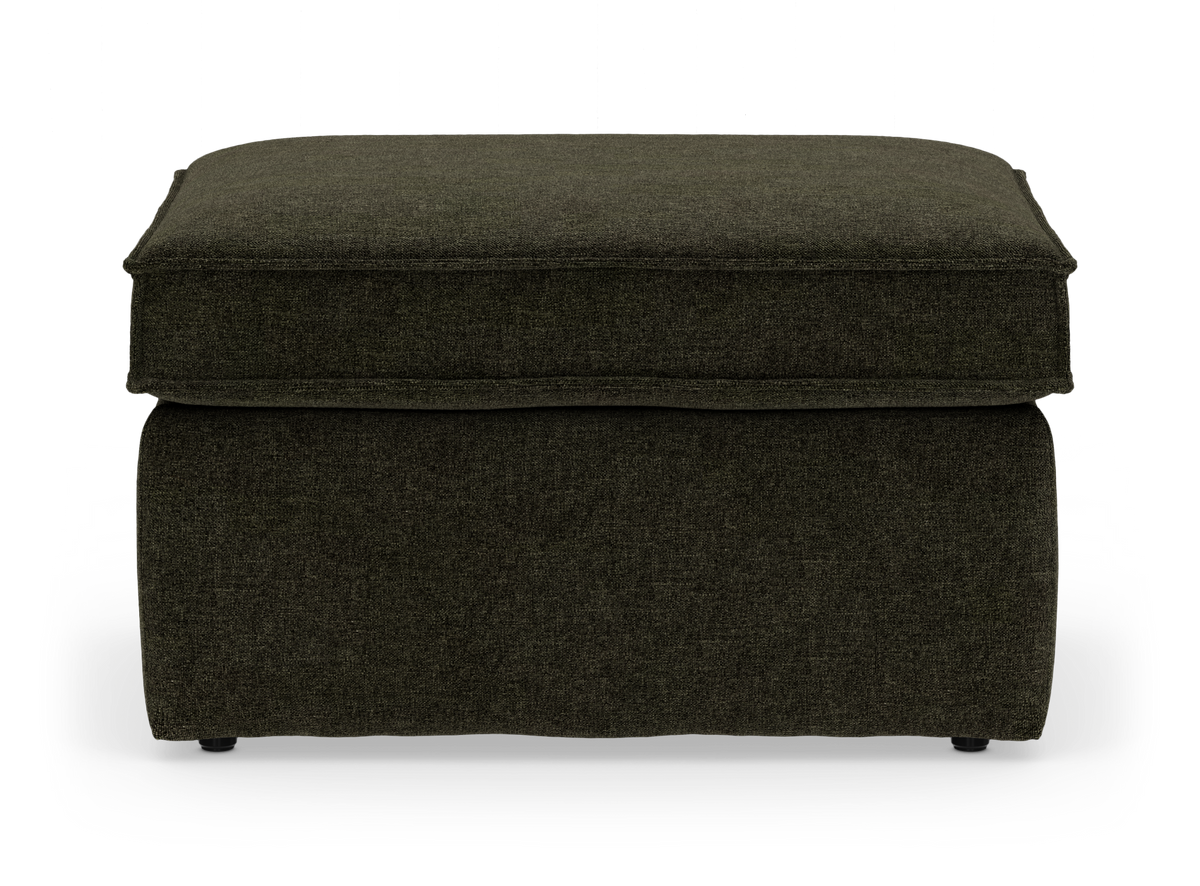 Mörkgrön fyrkantig sittpuff/ottoman i tyg, fristående mot vit bakgrund.