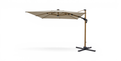 Cantilever-parasoll med beige duk, träfärgad arm och svart korsfot.