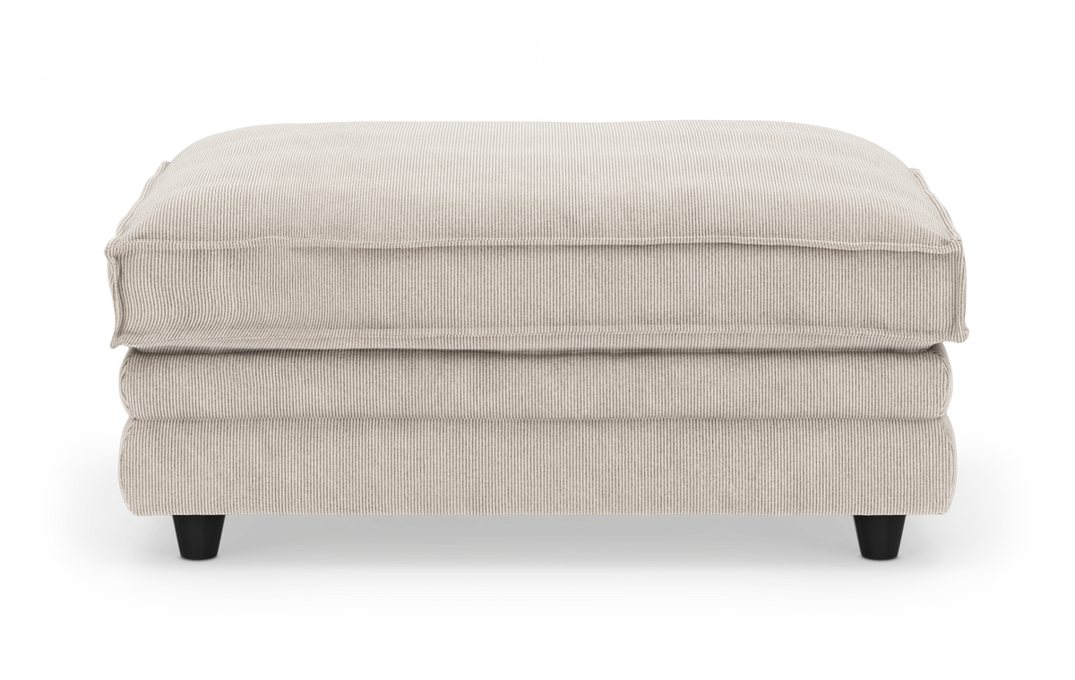 Beige fotpall i bredriflet manchester/corduroy, sedd rakt framifrån mot vit bakgrund.