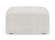 Beige kvadratisk sittpuff i mjuk manchester, frontvy mot vit bakgrund.