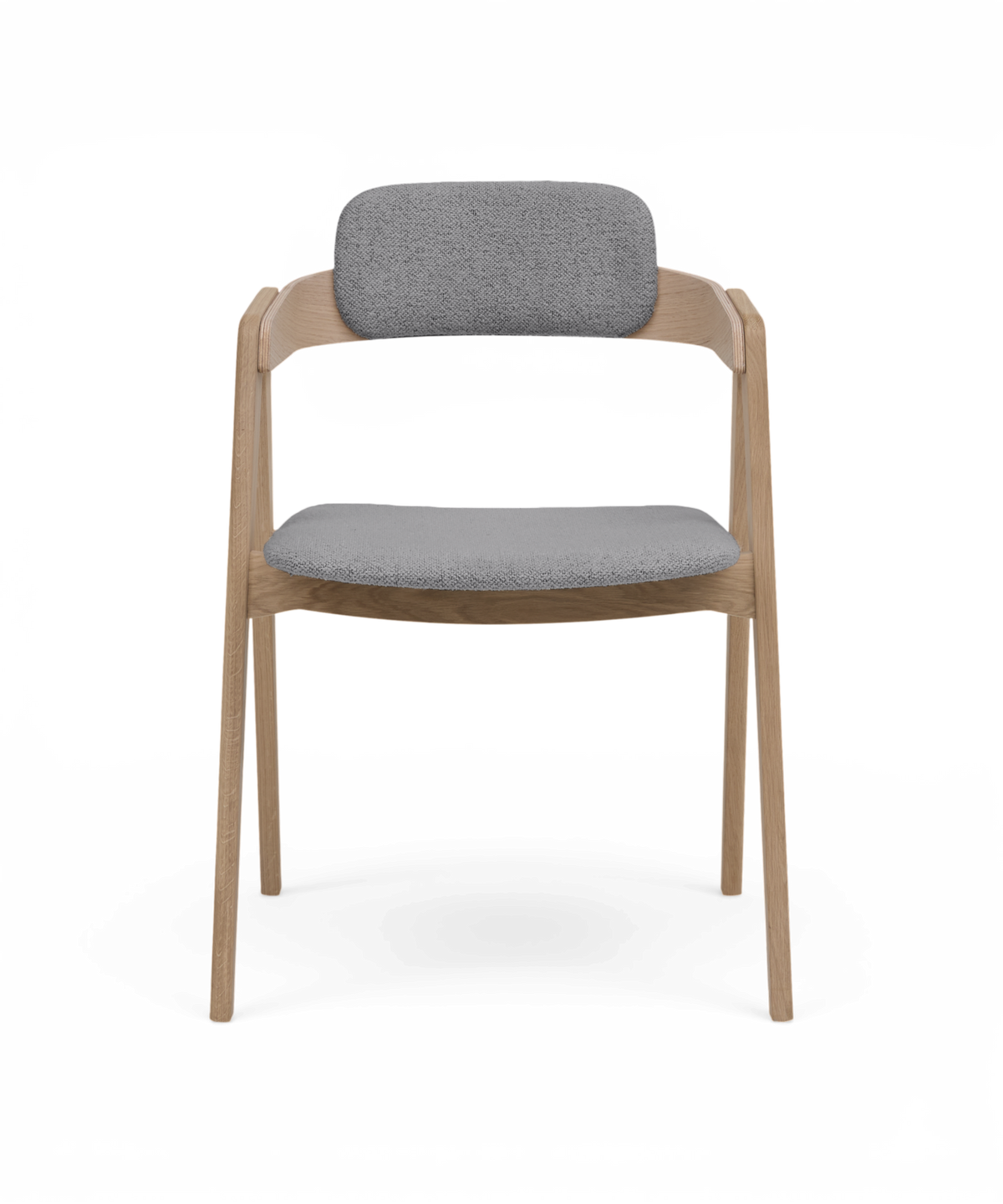 Stol i ljus ek med grå klädd sits och ryggstöd, sedd rakt framifrån.