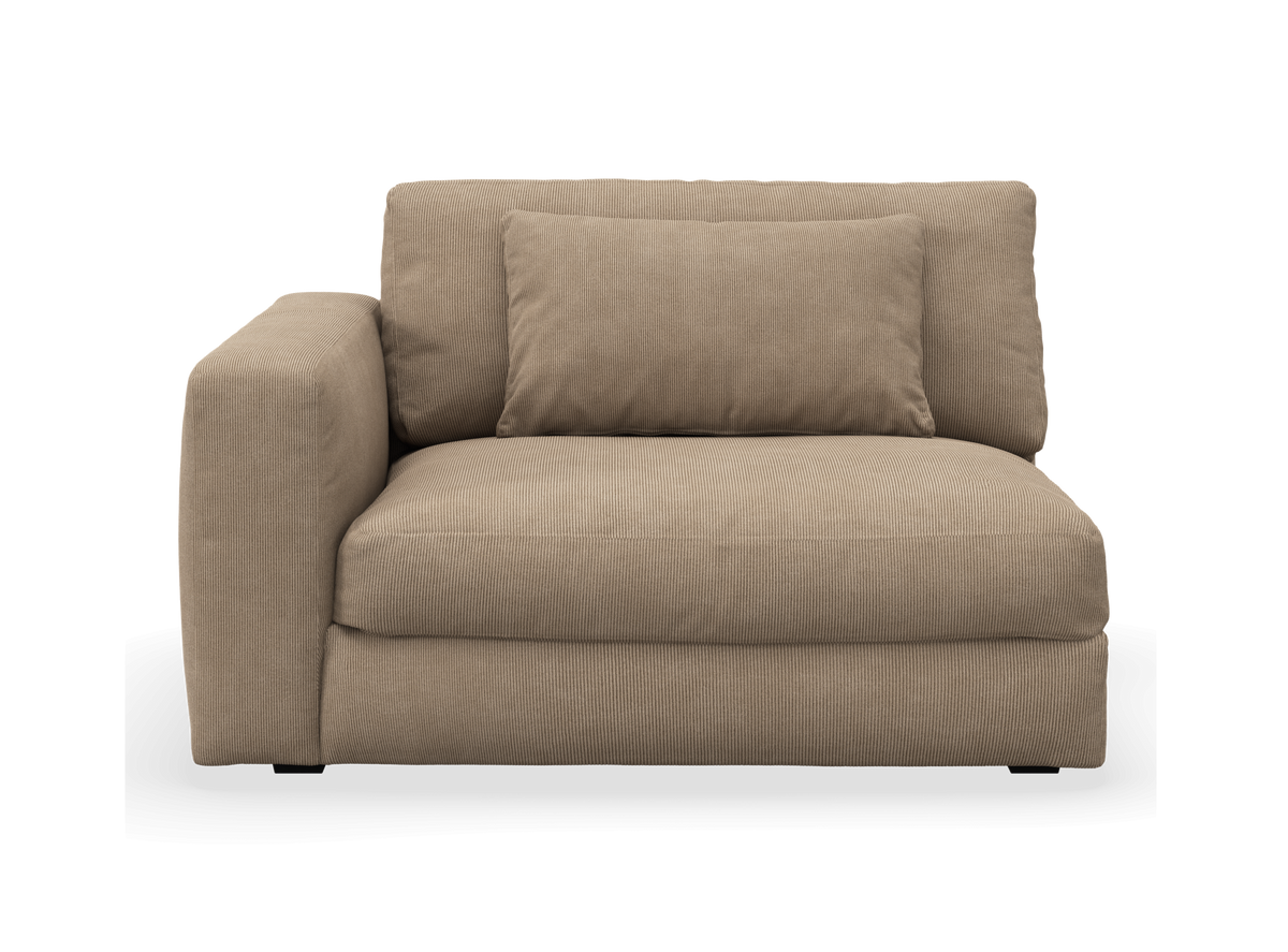 Beige modulsoffa med vänster armstöd, frontvy med kudde, frilagd.