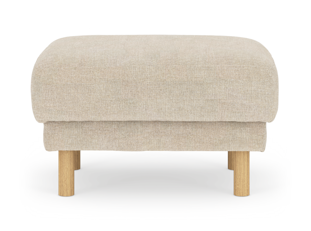 Beige fotpall med runda ben i ljust trä, frontvy på vit bakgrund.