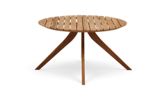 Runt sidobord i teak med ribbad skiva och tre ben.