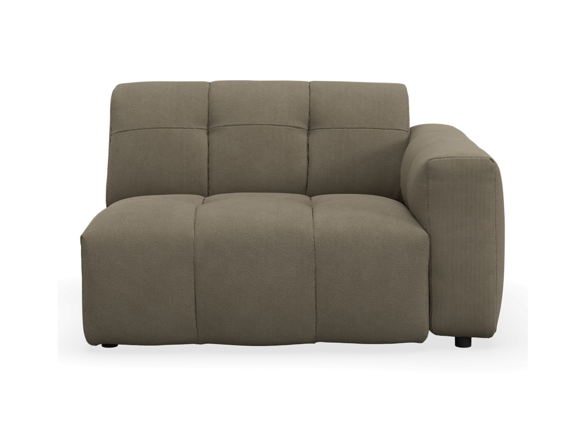 Taupe högersidig modulsofa fåtölj sedd framifrån mot vit bakgrund.