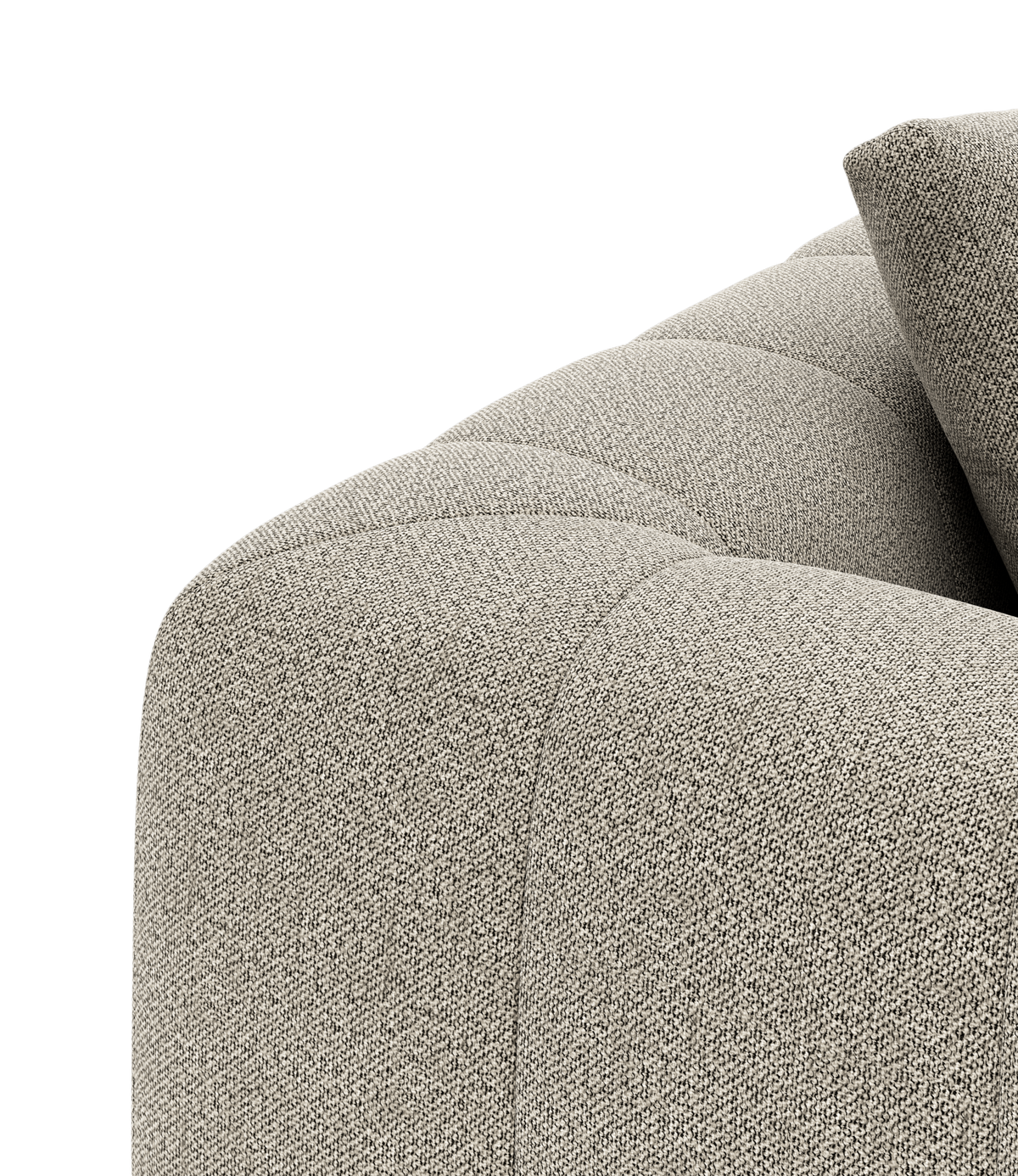 Detalj av beige textilklädd soffa med rundade, tuftade sömmar mot svart bakgrund.