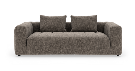 Brungrå, modern 3‑sits soffa med breda armstöd och två ryggkuddar, frilagd framifrån.