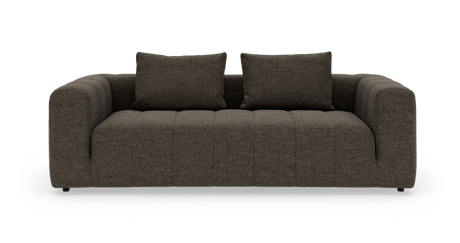 Mörkbrun 2-sits soffa med två kuddar, rena linjer och breda, vadderade armstöd.