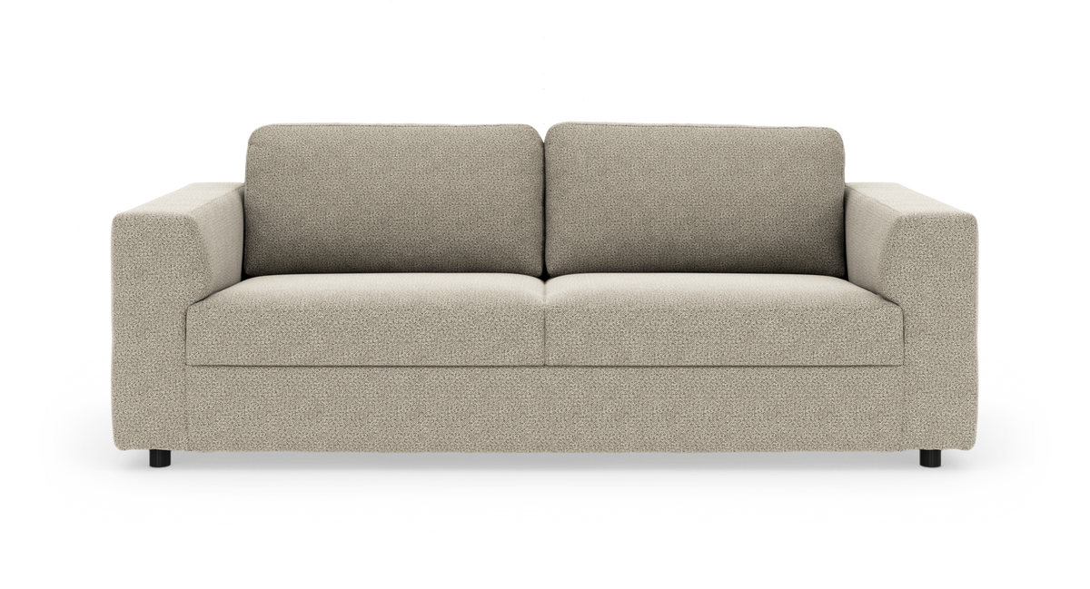 Beige 3‑sits soffa med breda armstöd, frontvy på vit bakgrund.