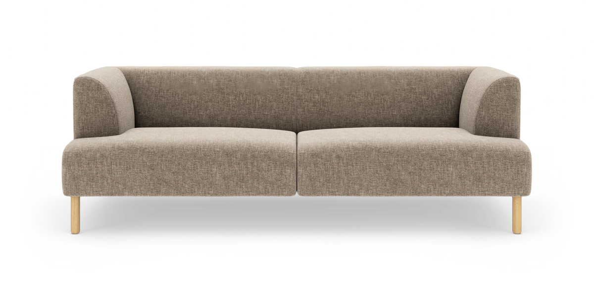 Beige tresits soffa i tyg med rundade hörn och ben i ljust trä, frilagd på vit bakgrund.