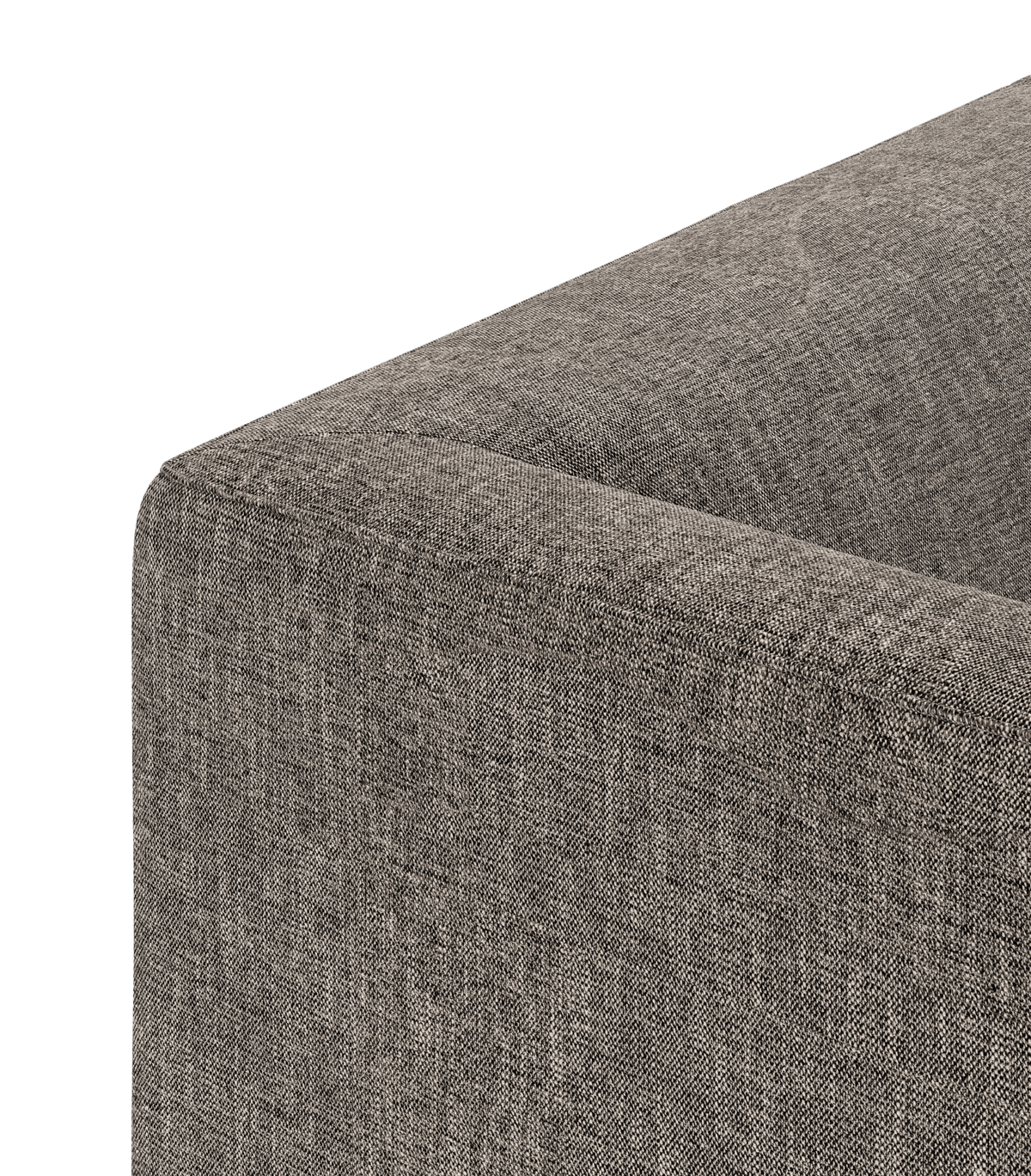 Närbild på soffarm i grå melerad textil med rak, boxig form.