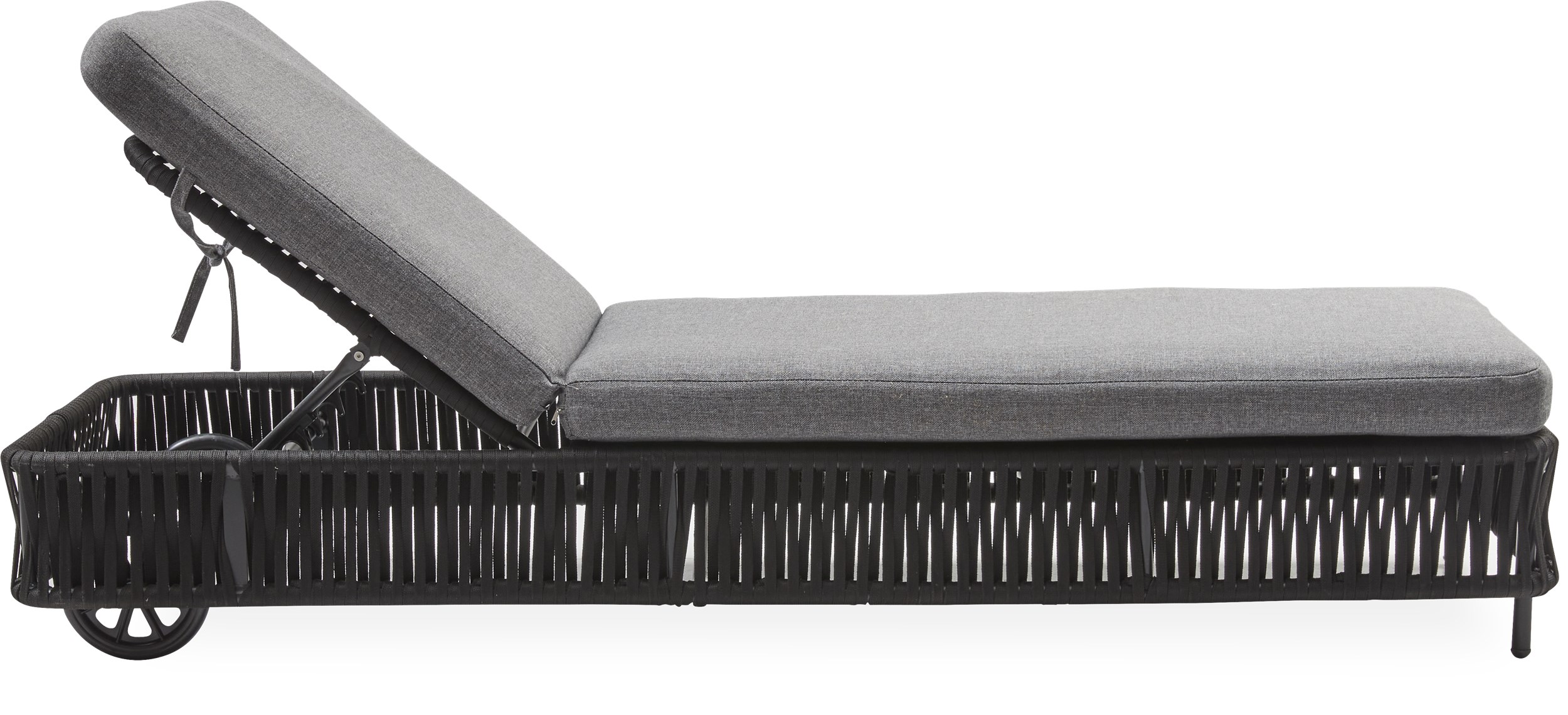 Ella loungesolstol - Stomme i pulverlackerat aluminium, rygg och sits i svart, platt rep och dyna i grå olefin